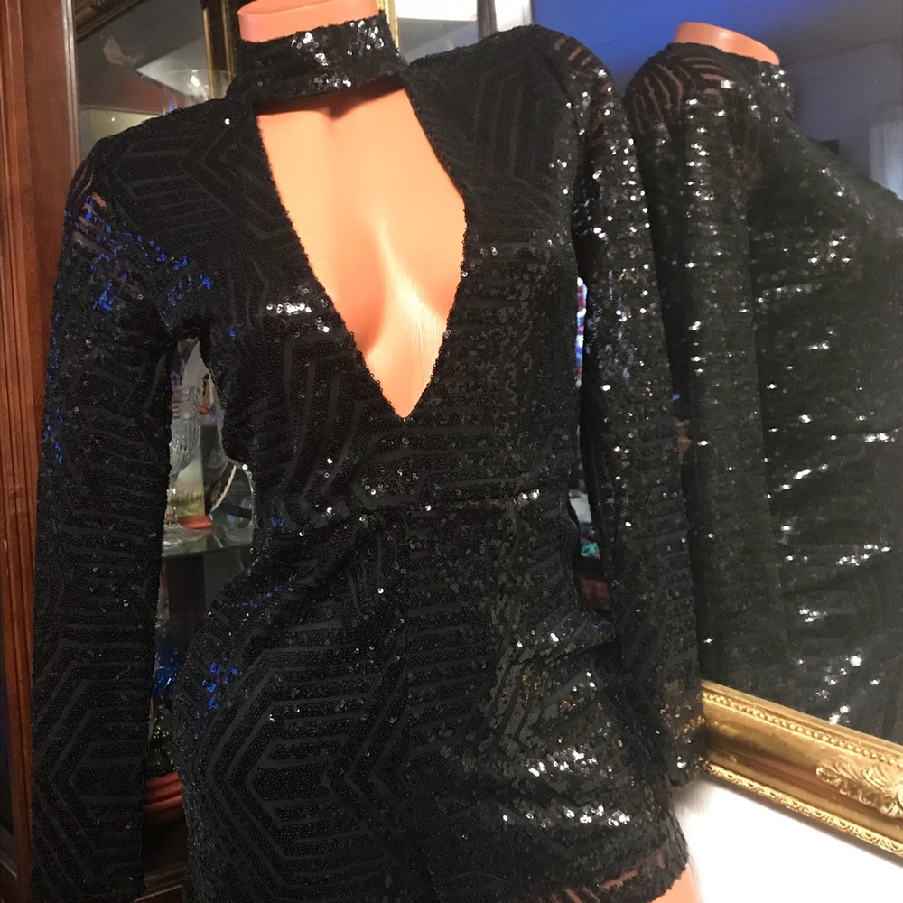 Women’s romper (SOLD)❗️